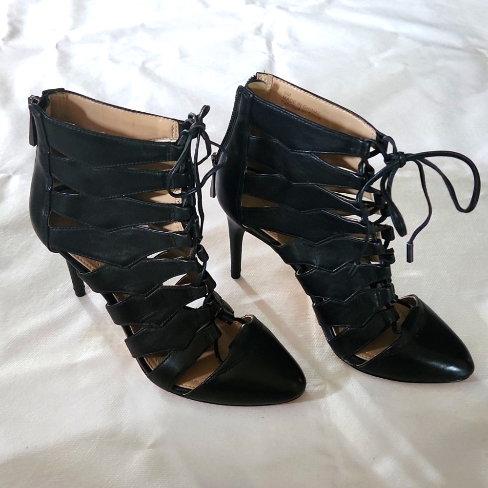 BCBGMaxAzria Genuine Leather Heels shoes
